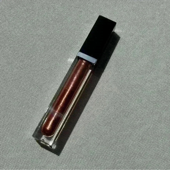 NWT Sigma Beauty Lip Gloss Color: Cor-de-Rosa - Picture 4 of 6